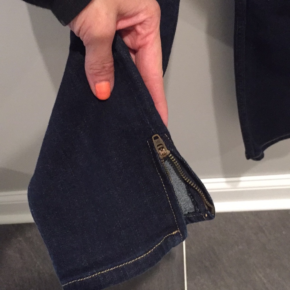 Jeans - Picture 7 of 7